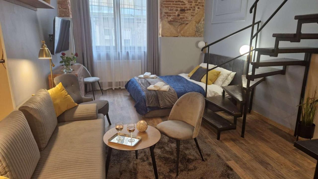 Amazing Cracow Apartments Krakow Luaran gambar